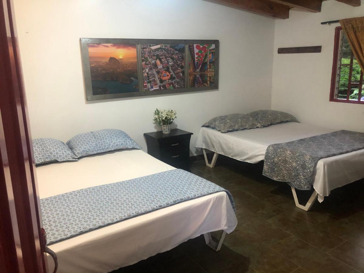 House Bed and Breakfast Guatapé Exteriör bild